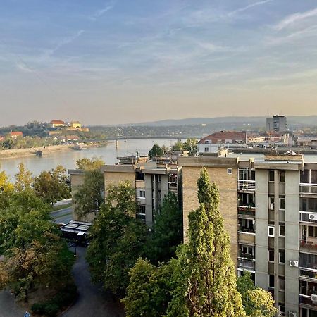 Apartman Bane 021 With A View โนวีซาด ภายนอก รูปภาพ
